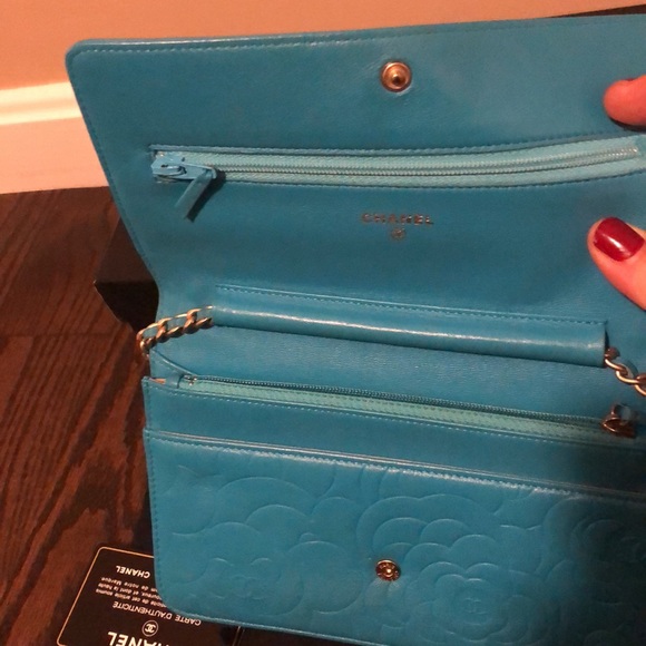 Chanel Wallet on Chain - Picture 8 of 11